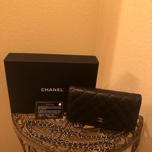 CHANEL WOC